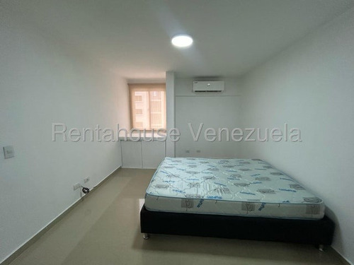 Norgelin Diaz Alquila Apartamento En El Este De Barquisimeto Con Planta Eléctrica Y Piscina Cod.25-17501