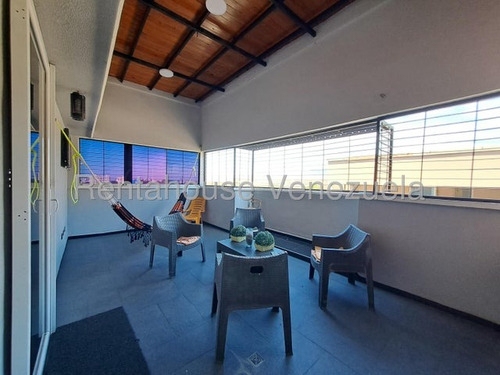 Penthouse Venta Urb Santa Rosalia Terra Santa 25-15452 Gjg