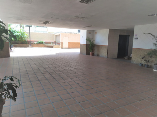 Imagen 24 de 25 de Apartamento En La Candelaria Parque Caracas