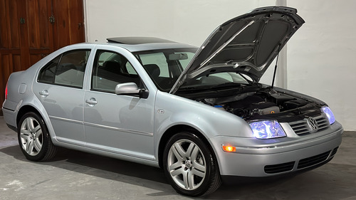 Volkswagen Bora 1.8 T Highline