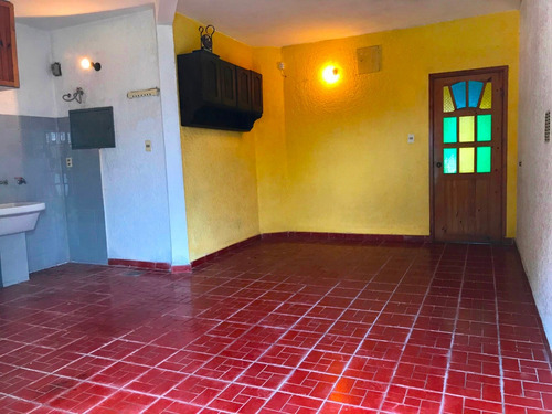 Casa En Sayago 3 Dormitorios Garage