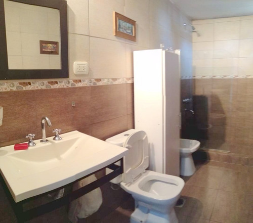 Imagen 16 de 17 de Casa En Venta En Jose Leon Suarez