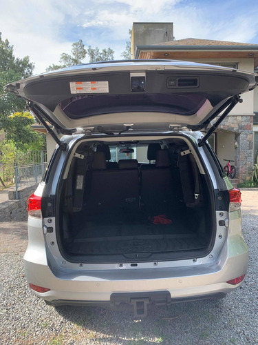 Toyota Sw4 2.8 Srx 177cv 4x4 7as At 2018