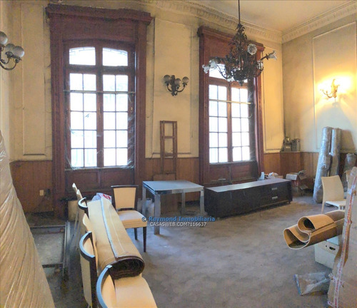 Casa + Local En Venta En Ciudad Vieja.