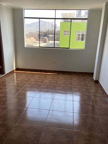 Imagen 5 de 7 de Alquilo Departamento De Estreno 4to Piso Vista A La Calle