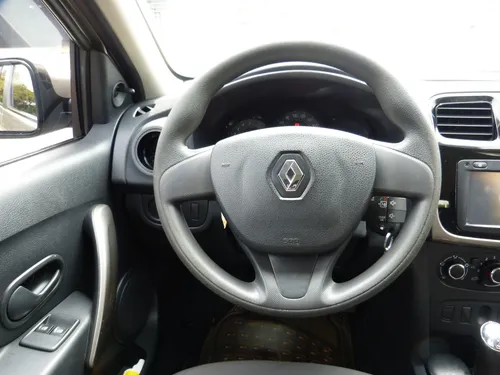 Renault Logan 1.6 Expression