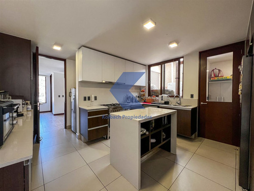 Casa En Venta De 4 Dorm Más Estar En Lo Barnechea