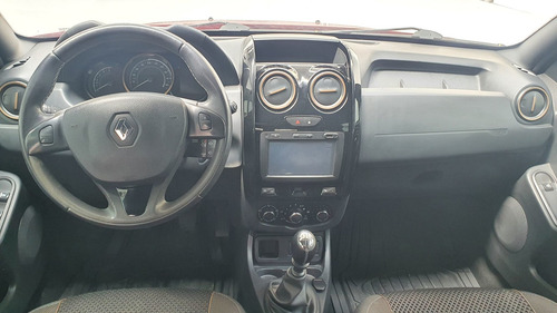 Imagen 10 de 15 de Renault Duster 2017 2.0 Dynamic Media Nav Mt