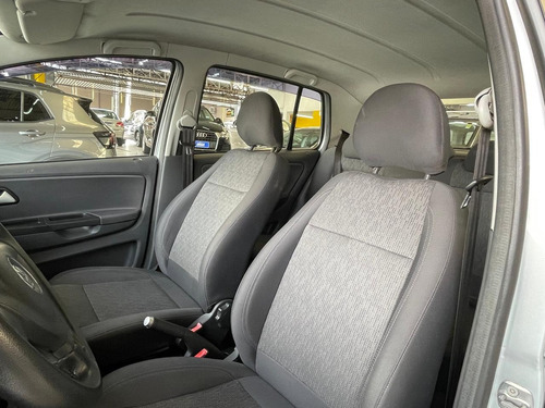 Volkswagen Fox 1.6 Vht I-motion Total Flex 5p