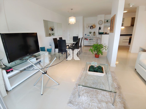Apartamento En Punta Del Este, Brava- Ref: 126