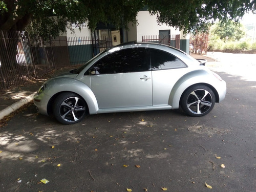 Volkswagen New Beetle 2.0 3p Automática