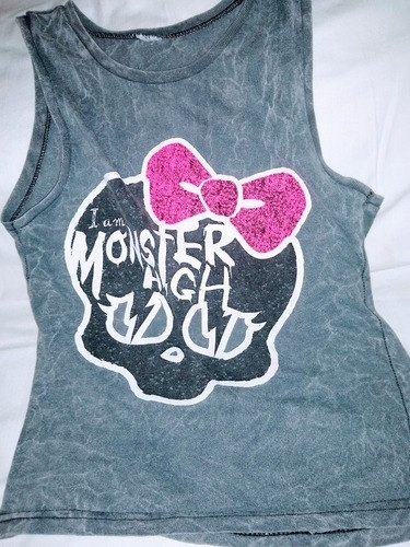 Remera Monster High T8  Poco Uso