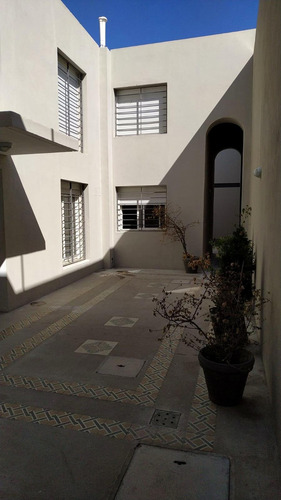 Venta 5 Apartamentos Con Renta