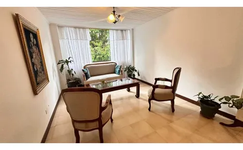 Apartamento En Venta Ubicado En El Poblado, Medellín.sector La Concha.