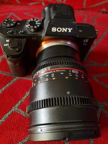 Cámara Sony Alpha 7 Ii Con Lente T1.5 85mm Cine, Excelente