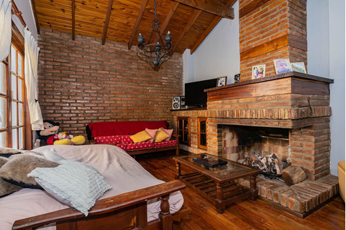 Imagen 17 de 30 de Venta Urgente Por Viaje Casa 5 Amb - Castelar