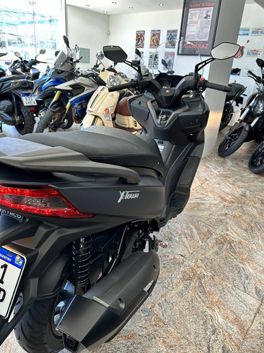 Kymco Xtown 2024, Moto Usada Seleccionada. No Downtown 350.