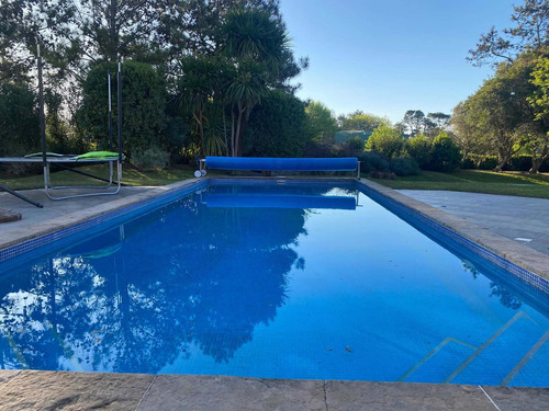 Imagen 4 de 12 de Mansión En Barrio Golf Punta Del Este Alquiler Y Venta