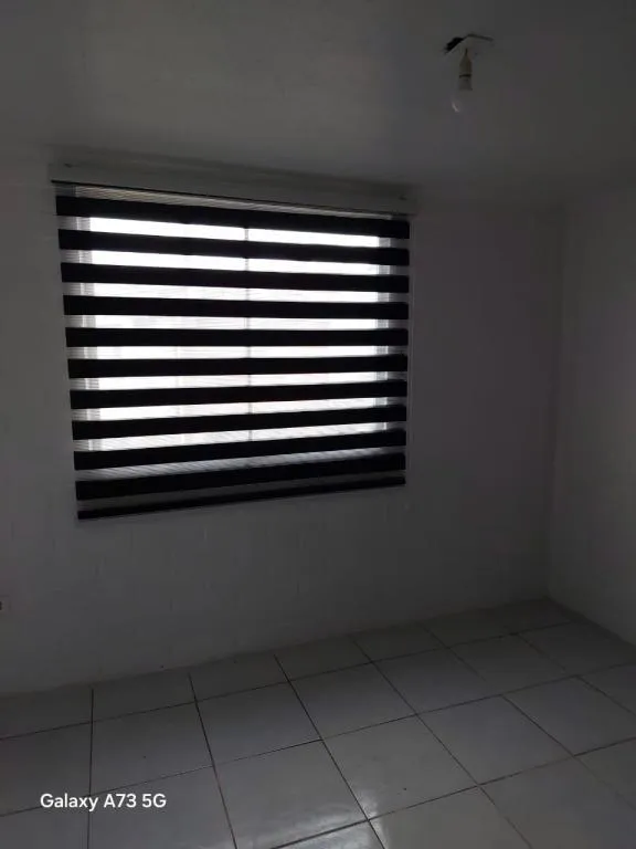 Imagen 5 de 7 de Acogedora Casa De 2 Pisos, 2 Dormitorios, 1 Baño Completo, E