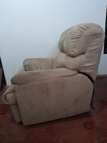 Imagen 4 de 5 de Poltrona O Silla Reclinable
