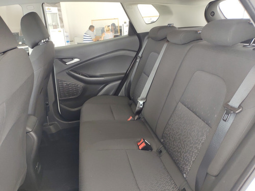 Imagen 8 de 12 de Chevrolet Tracker 1.2t Mt