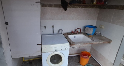 Imagen 5 de 9 de Casa Unica Para 6 Personas Con Jardin Y Estacionamiento.