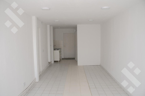 Lquiler Local Comercial 27m2- Montevideo 315 Neuquen