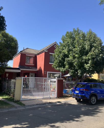 Vende Casa Comuna Maipu / Condominio / Excelente Plusvalia