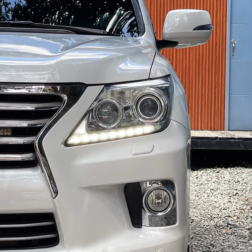 Lexus LX 5.7 570