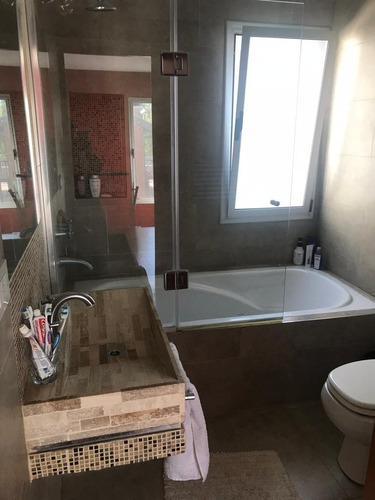 Imagen 13 de 23 de Excelente Casa A La Venta En Banco Provincia