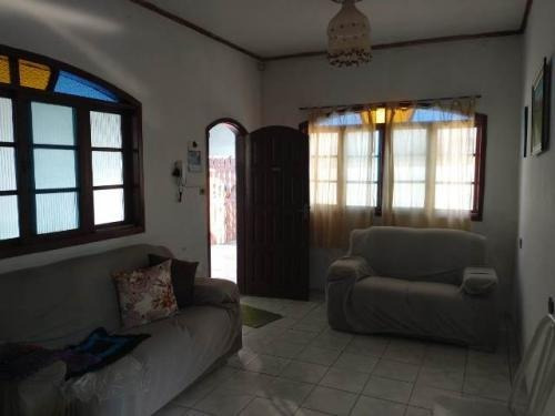 Casa Com 4 Quartos E Quintal Em Itanhaém Litoral Sul De Sp