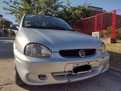 Imagen 5 de 8 de Chevrolet Corsa 2006 1.6 Super Pack