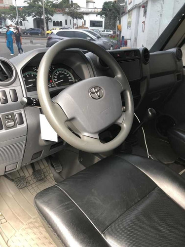 Toyota Macho 2015 4.0 Grj71
