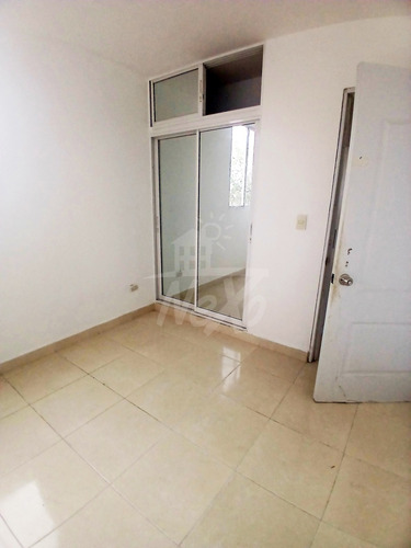 Apartamento En Venta De Oportunidad, Santiago (jpa-261)