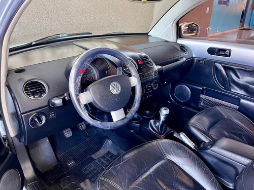 Volkswagen New Beetle New Beetle 2.0 MI 8V GASOLINA 2P MANUAL
