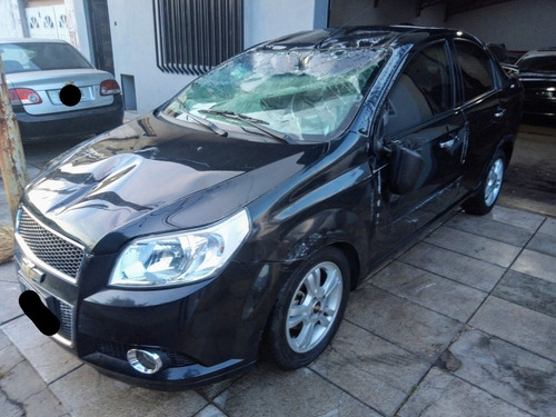 Imagen 2 de 7 de Chocado Poco Chevrolet Aveo Lt