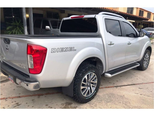Imagen 5 de 14 de Nissan Frontier Le Diesel 2020 4x4 Automático