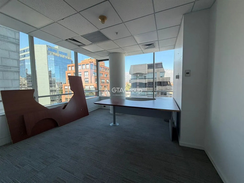 Arriendo Oficina 863 M2 Habilitada. Ricardo Lyon