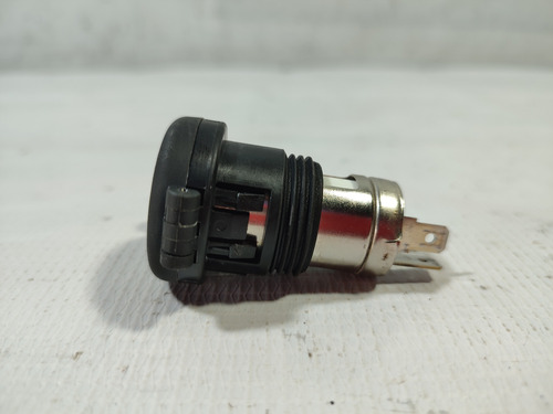 Toma Corriente Nissan Rogue 2.5 Mod 08-14 Original (Usado)