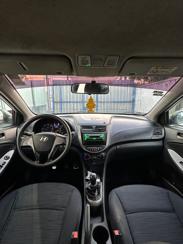 Imagen 11 de 11 de Hyundai Accent