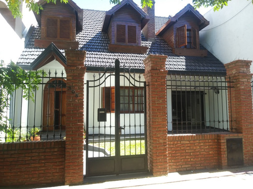 Imagen 2 de 13 de Hermosa Casa En El Casco De La Plata