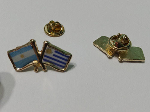 Pins Bandera Argentina Con Uruguay  De 2 Cms