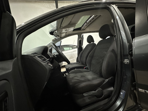 Volkswagen Suran 1.6 Imotion Highline 110cv