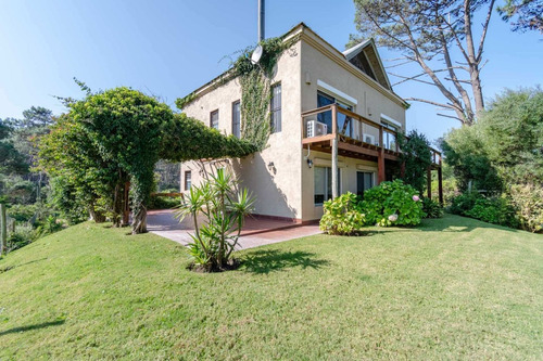 Venta Casa A 300 Metros Del Mar