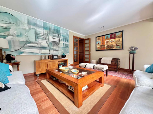 Impecable Venta Los Castaños A Pasos Colegió Newland