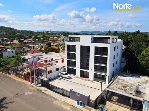 Se Vende 3er Nivel En El Residencial Blue Corona Plaza 