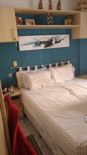 Imagem 2 de 9 de Apartamento A Venda Com 3 Quartos No Bairro Abraao Em Florianopolis - V-81775
