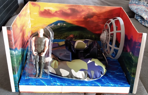 Boneco Antigo + Hovercraft Nill Quest (novo)