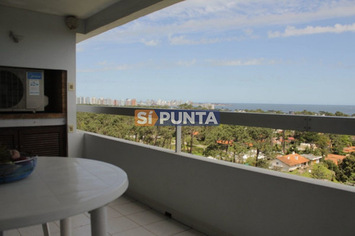 Imagen 1 de 30 de Apartamento En Venta Con Vista Al Mar De Tres Dormitorios - Oportunidad