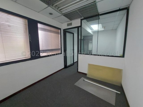 Imagen 18 de 19 de Alquiler Oficina En Altamira 22-27174
